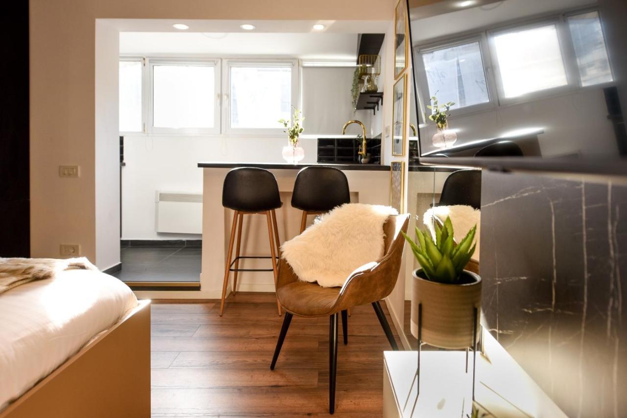 Calea Victoriei Modern Studio - Escape In The City Center Bukarest Exterior foto