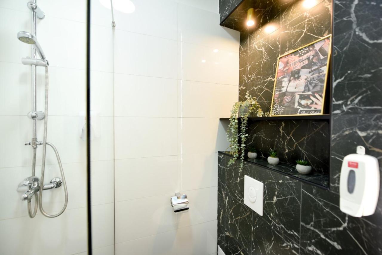 Calea Victoriei Modern Studio - Escape In The City Center Bukarest Exterior foto